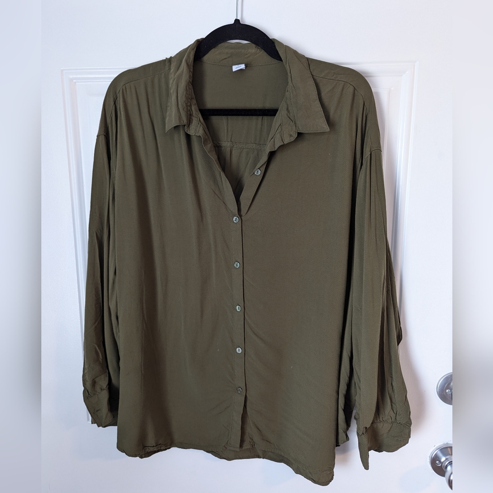 Old Navy Women's Button Down